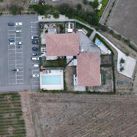 Appartement Entre Lac Et Mer Avec Piscine Péret Exterior foto